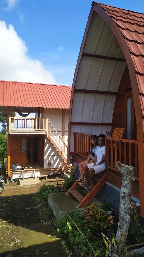 Family Rinjani Bungalow Sajang Ngoại thất bức ảnh